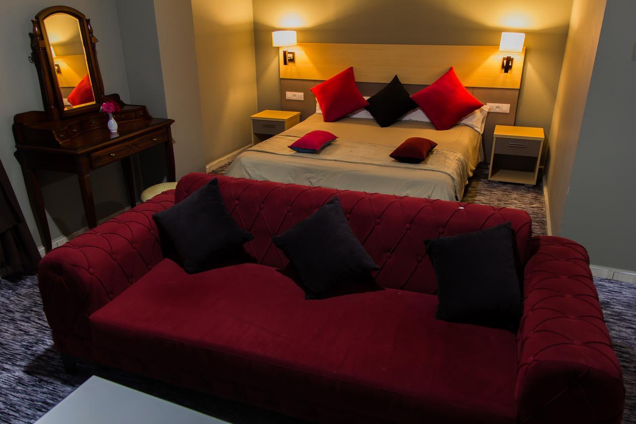 Отель Complexe Touristique Bouzour Mostaganem Экстерьер фото