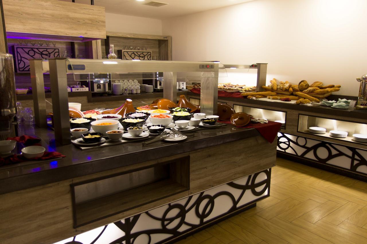 Отель Complexe Touristique Bouzour Mostaganem Экстерьер фото